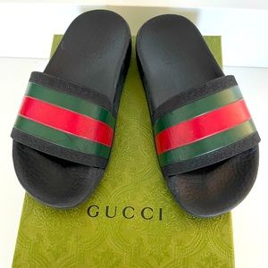Gucci Children's rubber slides